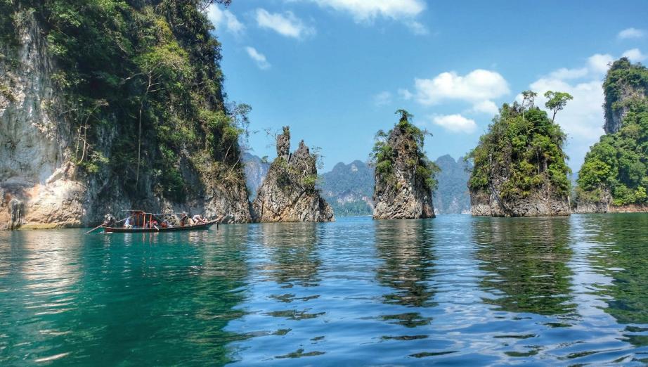 Nombre:  cheow-lan-lake-facebook.jpg
Visitas: 133
Tamaño: 101.3 KB