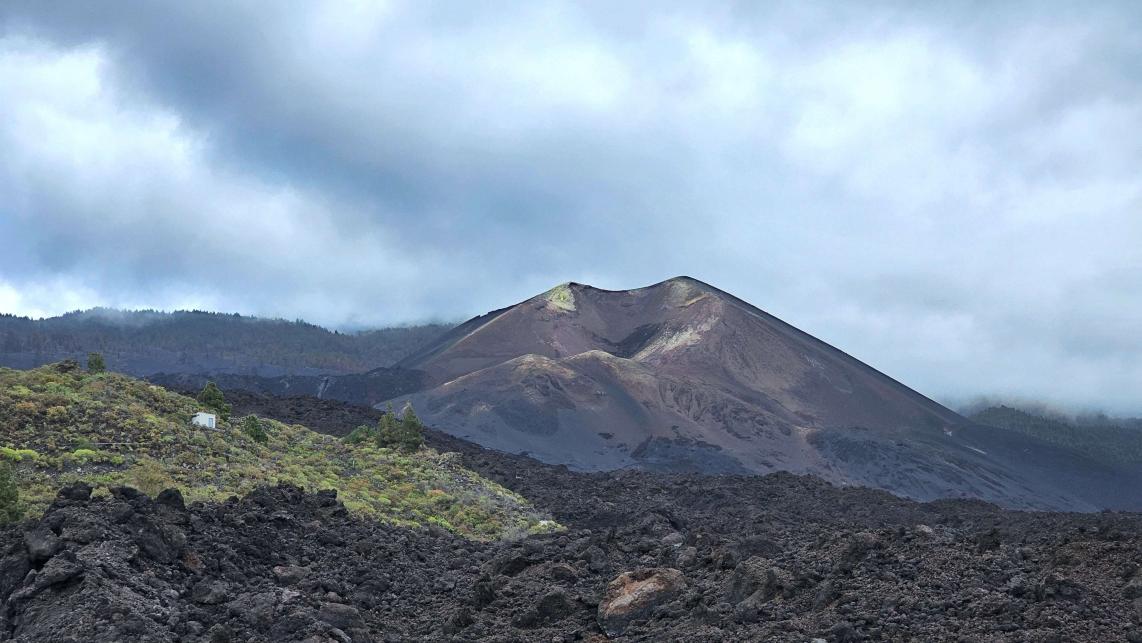 Nombre:  volcan2.jpg
Visitas: 28
Tamaño: 97.6 KB