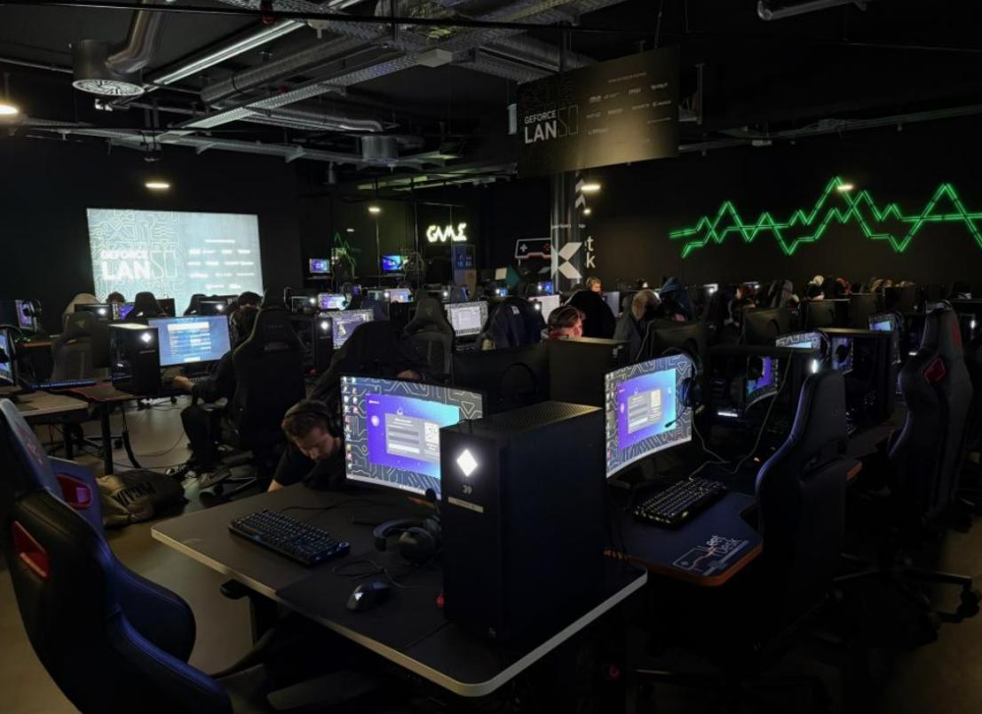 Nombre:  lan1.jpg
Visitas: 28
Tamaño: 86.0 KB