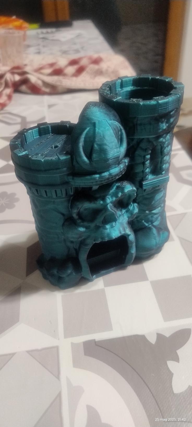 Nome: IMG_20250525_214256814.jpg
Visite: 44
Dimensione: 92.3 KB